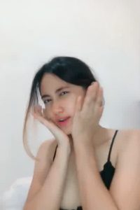 Fiyah Live Hot Pake Baju Seksi