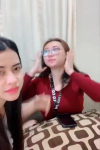 Pasangan Lesbi Live, Tyas Cium Gaby