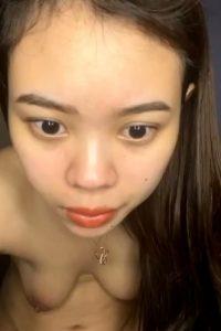 Live Kocok Memek Chilaaxx Horny Di Bling2