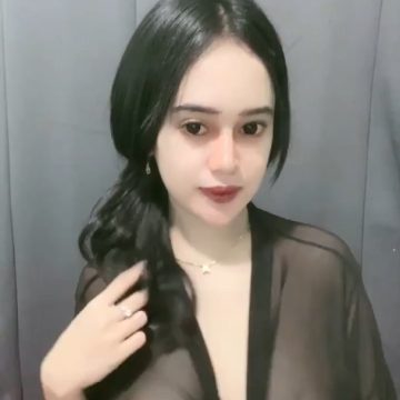 Arum Toge Hot Baju Hitam Transparan