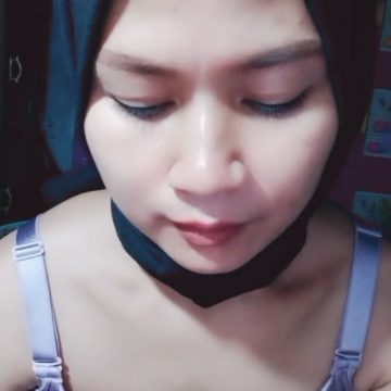 Tante Tocil Hijab Nakal Show Buka Pakaian