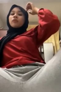 Ketagihan Colmek Cewek Jilbab Ini Beneran Sange