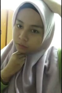 Patimah Gadis Jilbab Bogel Omek