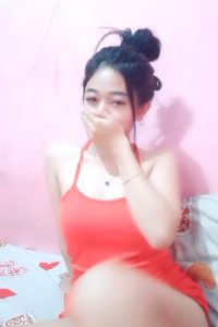 Si Cantik Baju Merah Live Bugil Pamer Memek