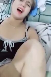 Rintihan Horny Miss Aira Kena Genjot