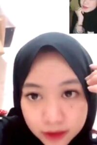 VCS Panas Ayu Riani Hijab Cantik Meki Tembem